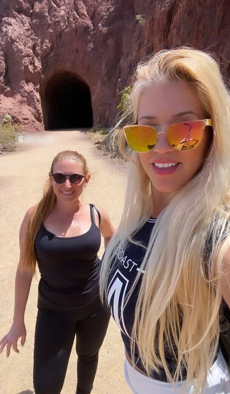Nacktes geleaktes OnlyFans-Foto von Nicolle A