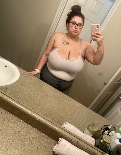 Nacktes geleaktes OnlyFans-Foto von Cremita90sbaby