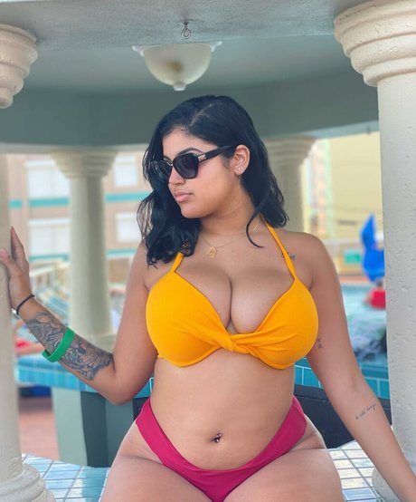 Nacktes geleaktes OnlyFans-Foto von Marian Tatte