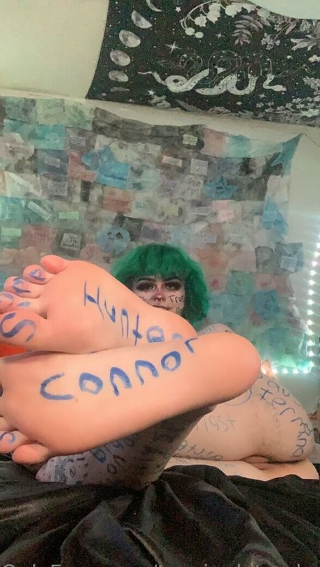 Teasinglytrashed