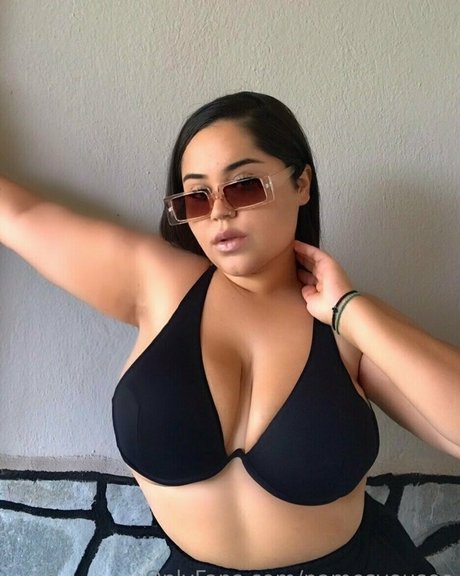 Nacktes geleaktes OnlyFans-Foto von Namesyousee