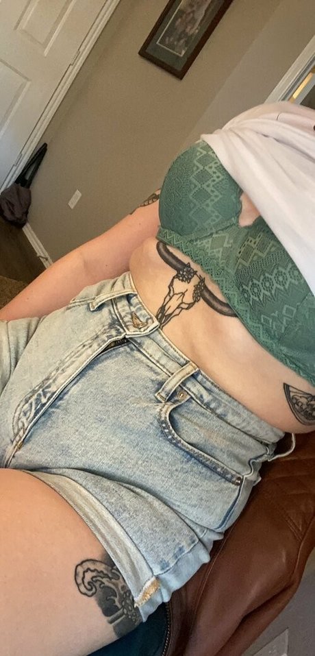Bigbellybenni