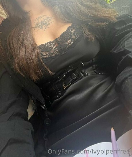 Nacktes geleaktes OnlyFans-Foto von Ivypiper