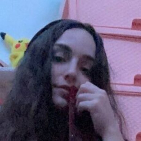 Nacktes geleaktes OnlyFans-Foto von Snowykittengames