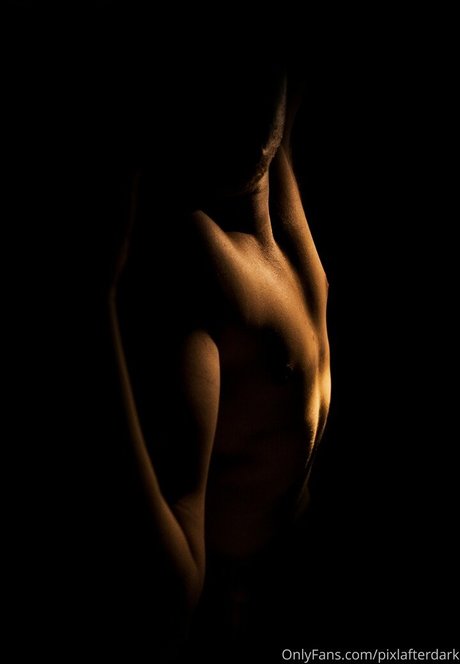 Pixlafterdark