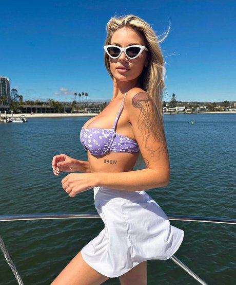 Nacktes geleaktes OnlyFans-Foto von Phoebe Davis