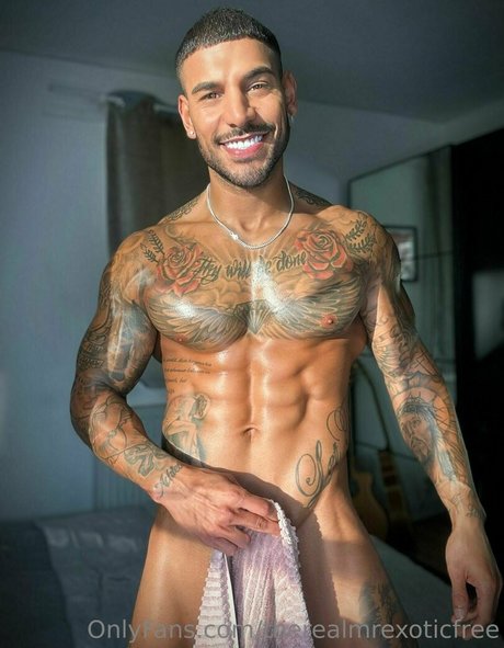 Nacktes geleaktes OnlyFans-Foto von Therealmrexoticfree