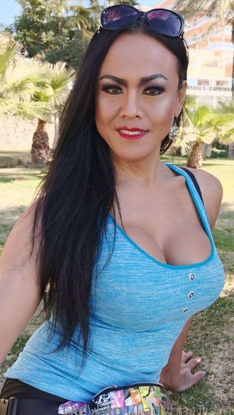 Nacktes geleaktes OnlyFans-Foto von Ladyboytiara