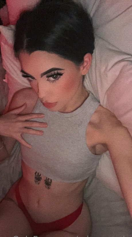 Nacktes geleaktes OnlyFans-Foto von Miaxomarie