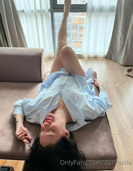 Nacktes geleaktes OnlyFans-Foto von Derin Uslu