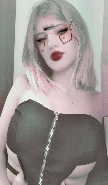 Nacktes geleaktes OnlyFans-Foto von Agosashfordfree