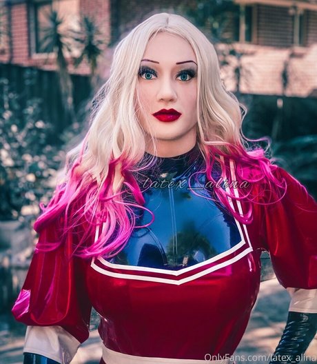 Nacktes geleaktes OnlyFans-Foto von Latexalina