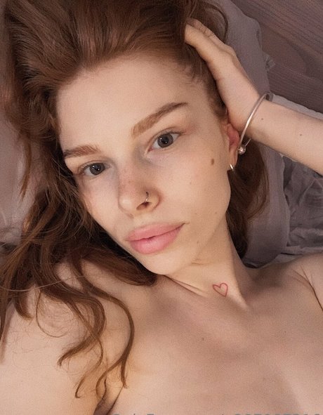 Nacktes geleaktes OnlyFans-Foto von Alexfoxxy