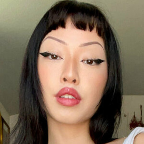 Nacktes geleaktes OnlyFans-Foto von Venerakate