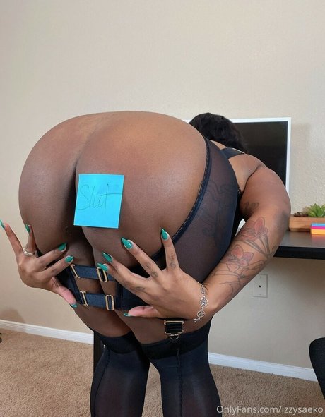 Nacktes geleaktes OnlyFans-Foto von Izzysaeko