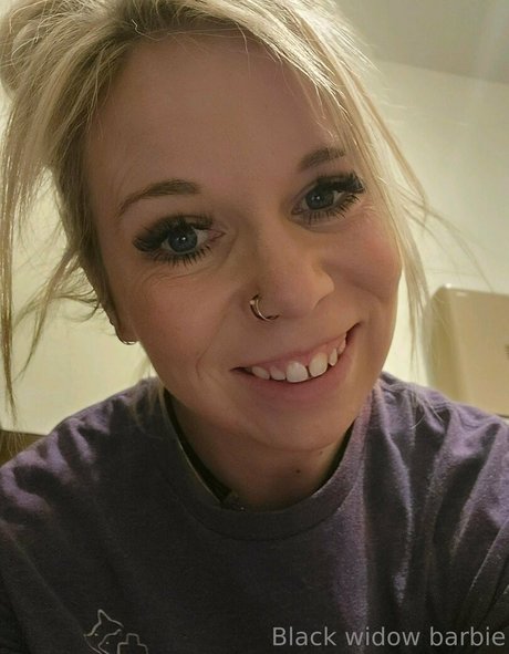 Blackwidowbarbie56