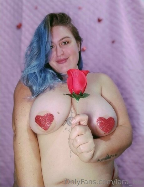 Nacktes geleaktes OnlyFans-Foto von Laralee