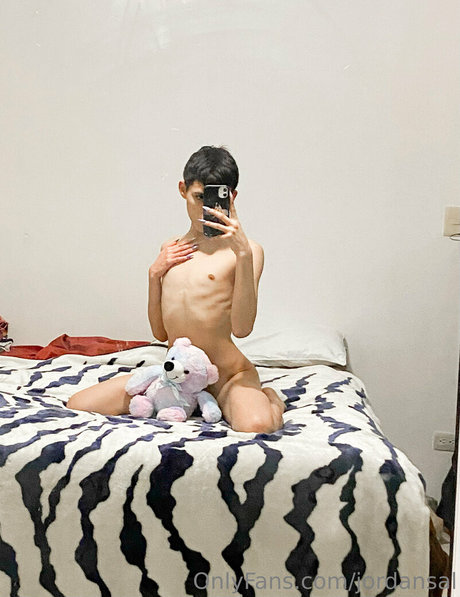 Nacktes geleaktes OnlyFans-Foto von Jordansal
