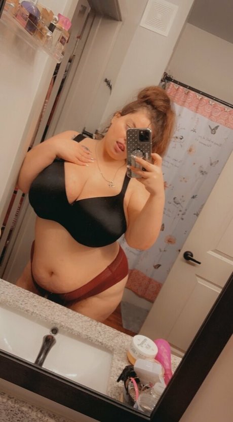Nacktes geleaktes OnlyFans-Foto von Sashaajuggs1