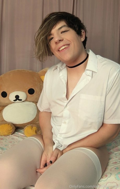 Nacktes geleaktes OnlyFans-Foto von Queerbunnybabe