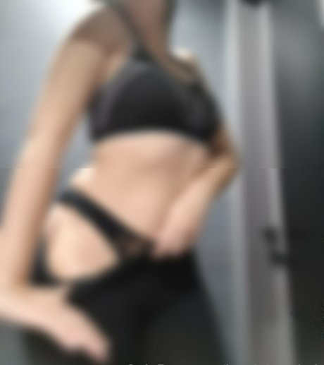 Nacktes geleaktes OnlyFans-Foto von Localpinkwitch