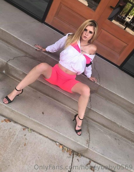 Nacktes geleaktes OnlyFans-Foto von Honeybaby0569