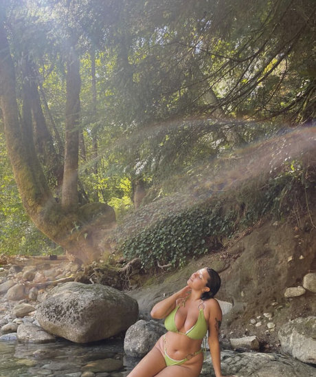 Nacktes geleaktes OnlyFans-Foto von Nada C