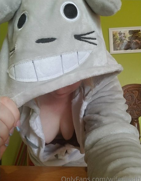 Nacktes geleaktes OnlyFans-Foto von Wifeyfiadh