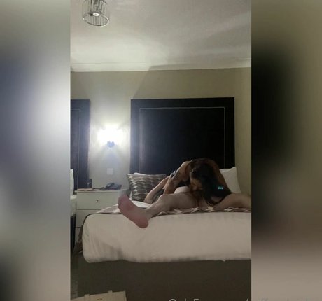 Nacktes geleaktes OnlyFans-Foto von Saffronleigh