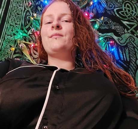 Nacktes geleaktes OnlyFans-Foto von Rhea Creates Magic