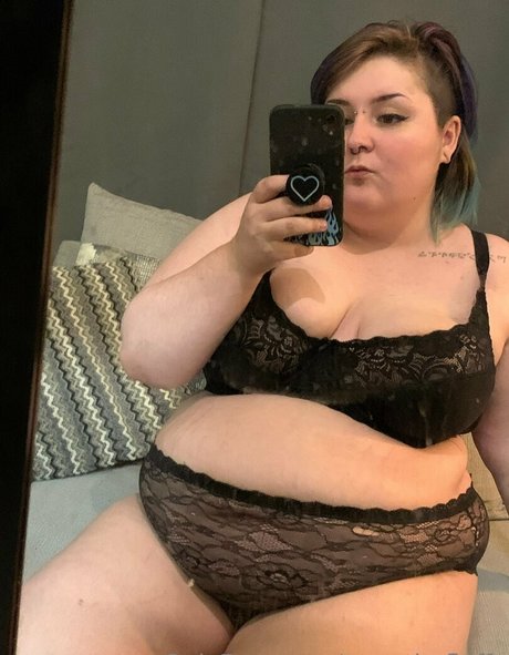 Nacktes geleaktes OnlyFans-Foto von Marsthefluffy