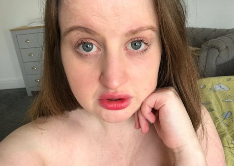 Nacktes geleaktes OnlyFans-Foto von Kittengotcream