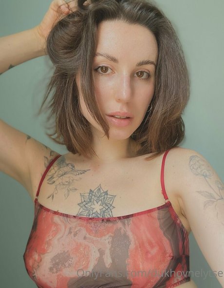 Nacktes geleaktes OnlyFans-Foto von Dukhovnelytse