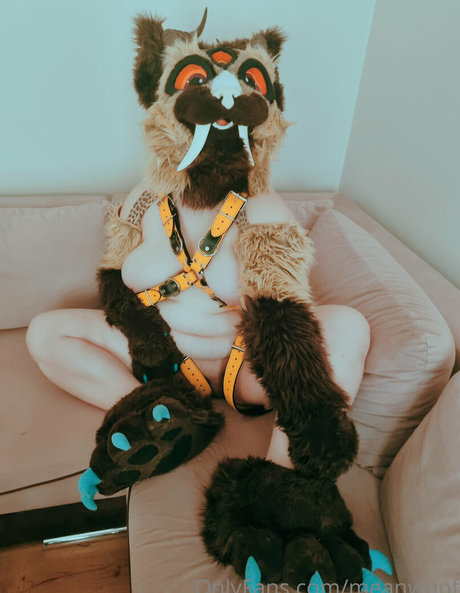 Nacktes geleaktes OnlyFans-Foto von Meanwoof