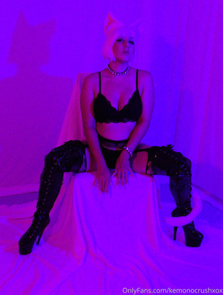 Nacktes geleaktes OnlyFans-Foto von Kemonocrushxox