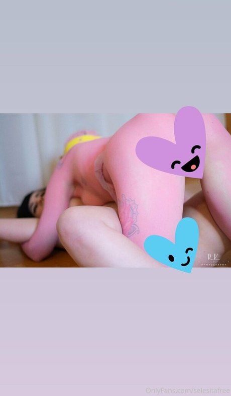 Nacktes geleaktes OnlyFans-Foto von Selesitafree