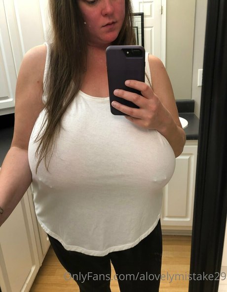 Alovelymistake29