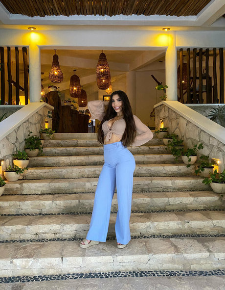 Nacktes geleaktes OnlyFans-Foto von Adventureswith