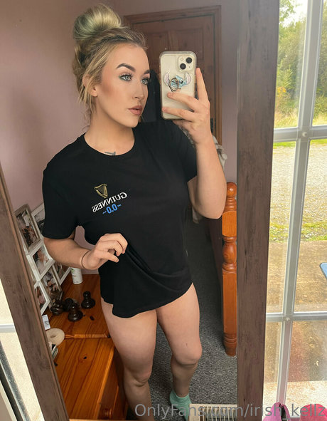 Nacktes geleaktes OnlyFans-Foto von Irishkellz