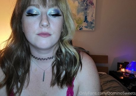 Nacktes geleaktes OnlyFans-Foto von Dominosweets