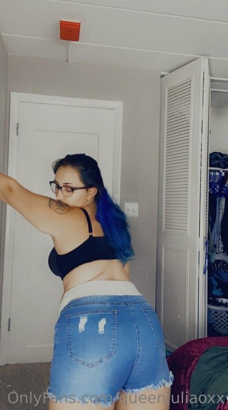 Nacktes geleaktes OnlyFans-Foto von Queenjuliaoxx