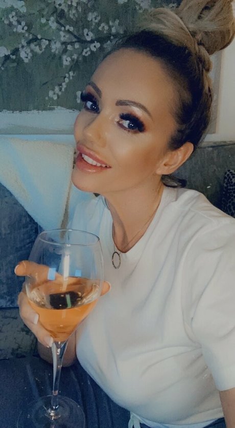 Nacktes geleaktes OnlyFans-Foto von Lucyzara