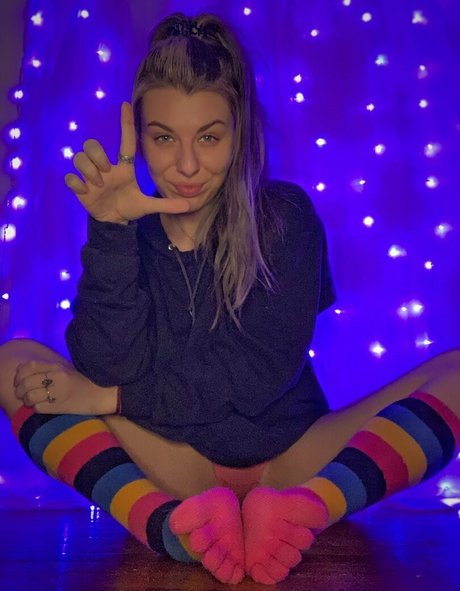 Nacktes geleaktes OnlyFans-Foto von Tastytaurustoes