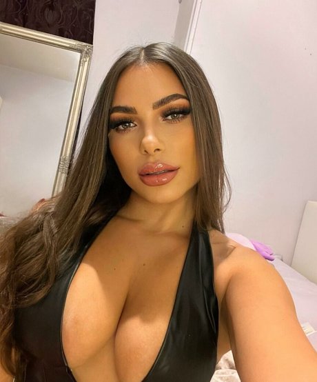 Kenza01