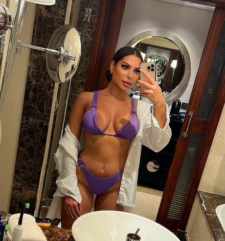 Kenza01