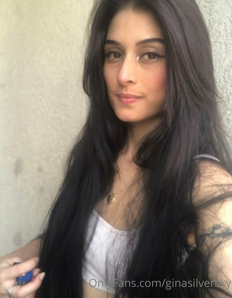 Nacktes geleaktes OnlyFans-Foto von Ginasilversky