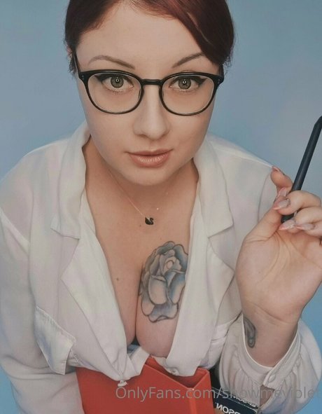 Nacktes geleaktes OnlyFans-Foto von Showmeviolet