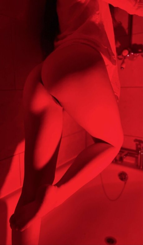 Nacktes geleaktes OnlyFans-Foto von Justbili