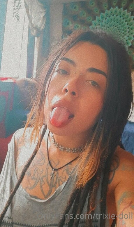 Nacktes geleaktes OnlyFans-Foto von Trixiedoll