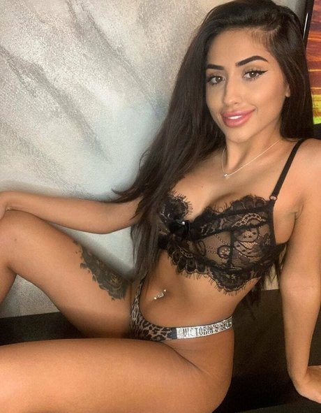 Nacktes geleaktes OnlyFans-Foto von Lunnastarr